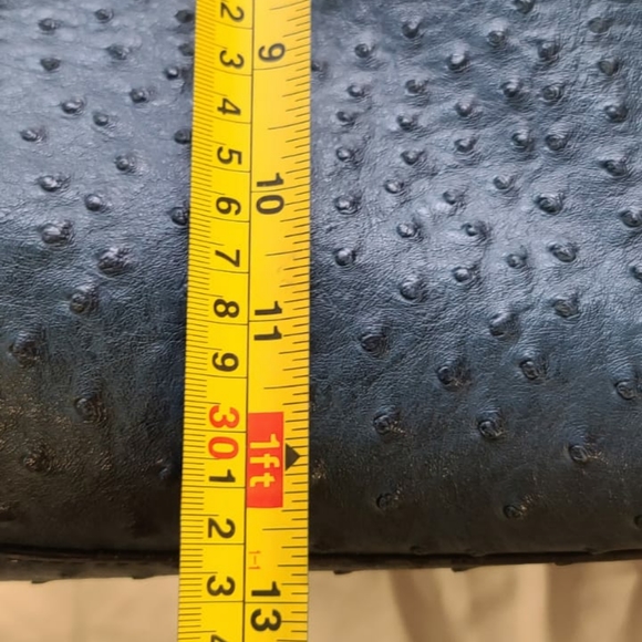 London Fog Satchel Bag- Ostrich Look - Picture 5 of 5